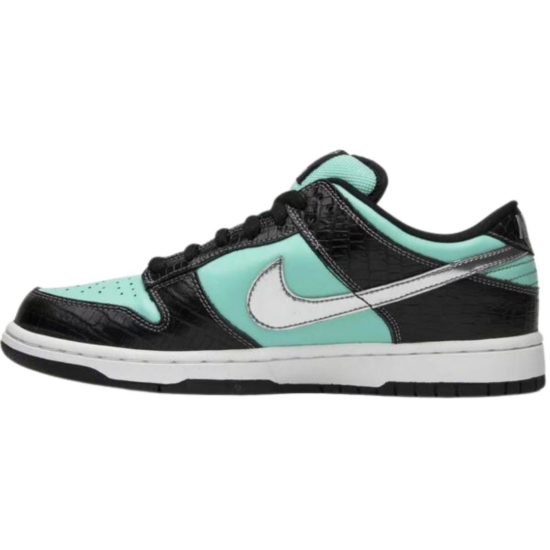 Diamond Supply Co. x Nike Dunk Low Pro SB « Tiffany »