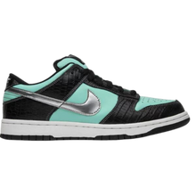 Diamond Supply Co. x Nike Dunk Low Pro SB 'Tiffany'