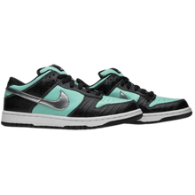 Diamond Supply Co. x Nike Dunk Low Pro SB 'Tiffany'