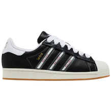 Daiki Tsuneta x atmos x adidas Superstar « Bleu modifié »