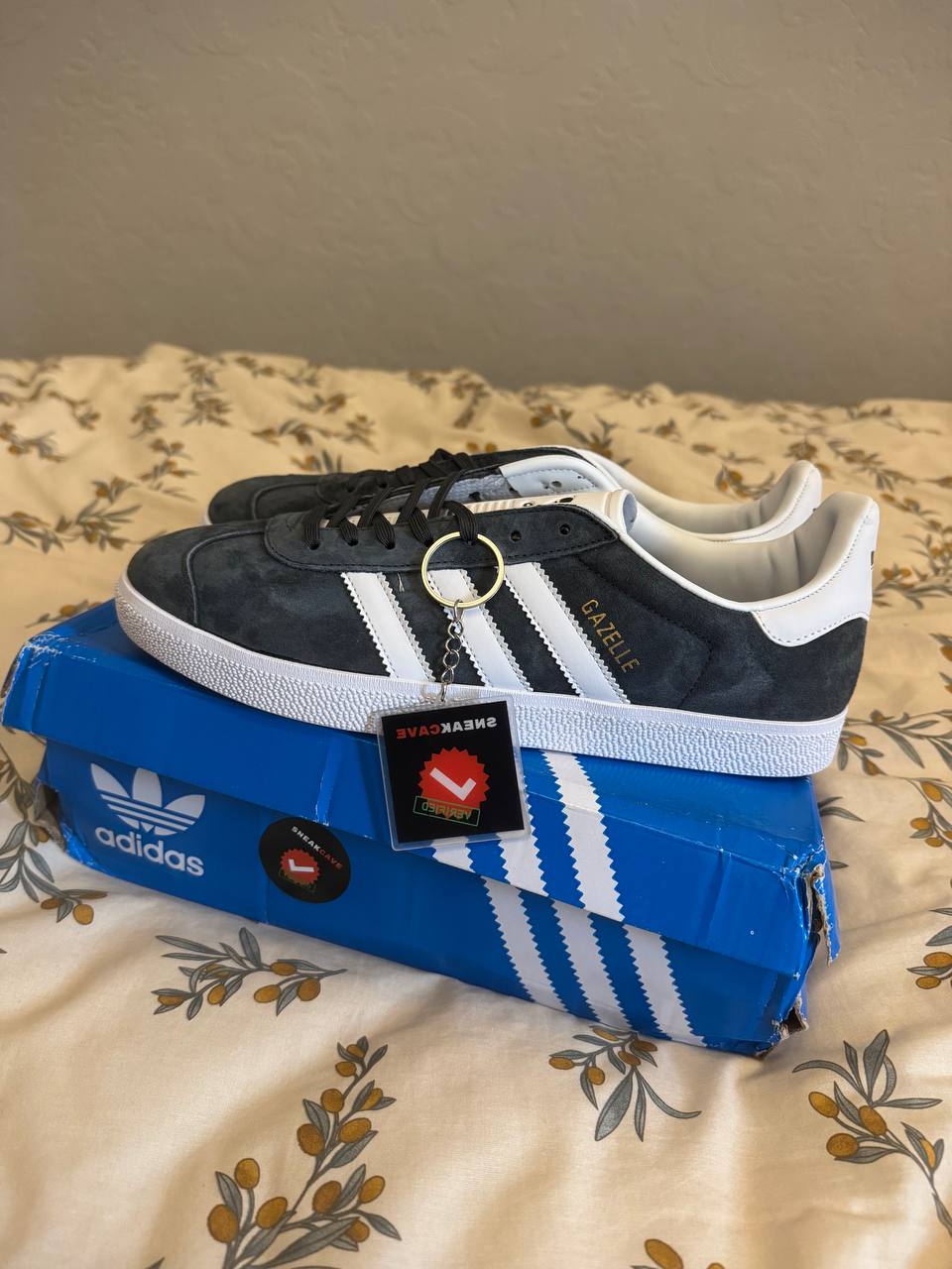 SneakCave customer feedback photo 4
