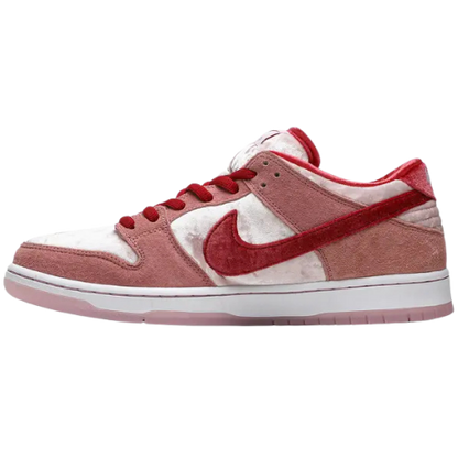 StrangeLove x Nike Dunk Low SB 'Día de San Valentín'