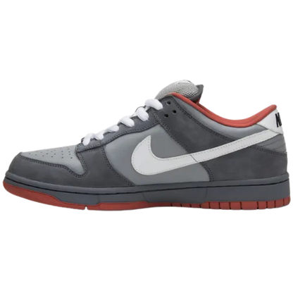 Jeff Staple x Nike Dunk Low Pro SB 'Pigeon'