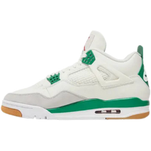 Nike SB x Air Jordan 4 Retro SP 'Pine Green'