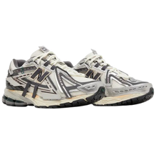 New Balance 1906A 'Silver Gold Metallic'