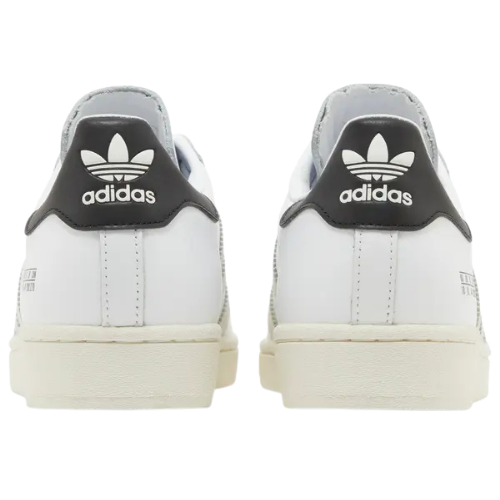 Adidas Superstar « Étiquette de taille – Blanc nuage »