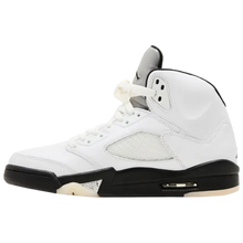 Air Jordan 5 Retro 'White Black'